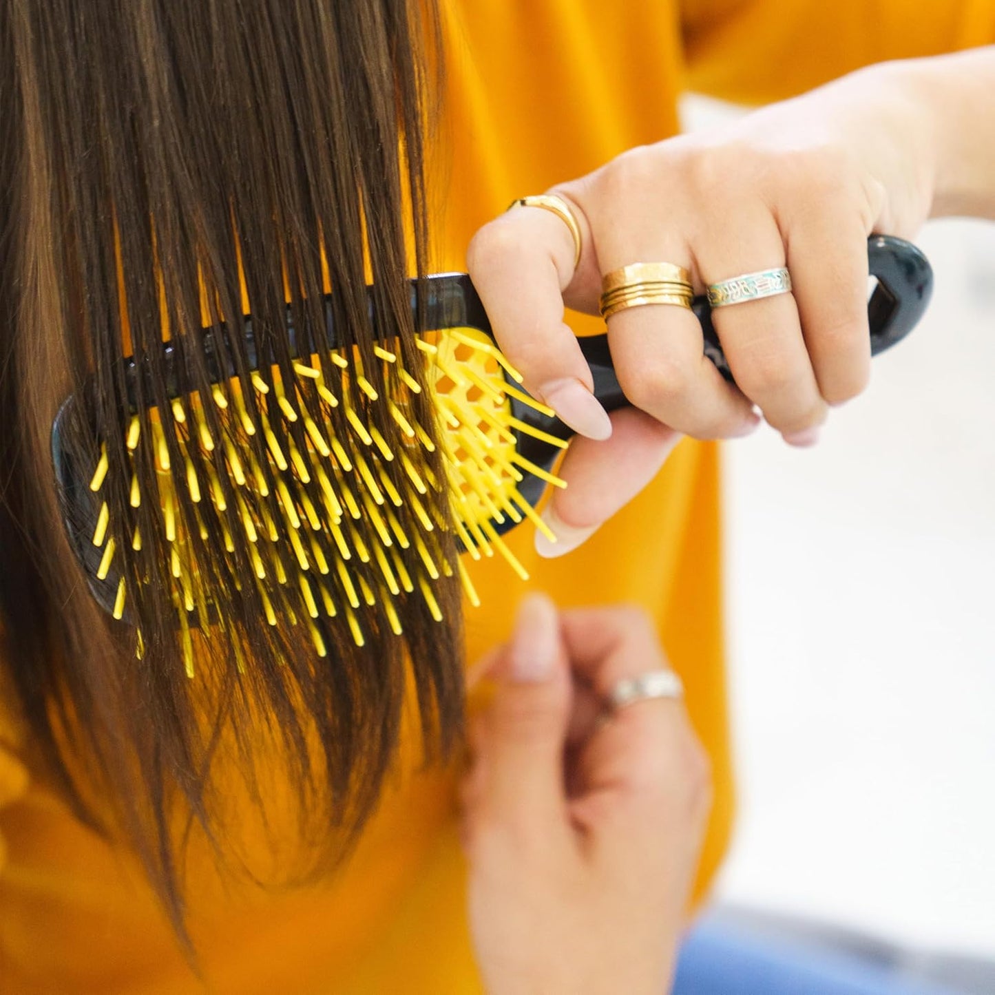 Jazmine Heat Unbrush Détanglant la brosse pour le brossage sans douleur sur tous les types de cheveux humides ou secs - Préplettes antistatiques duoflex durables, poignée légère, brosse à cheveux ventilée